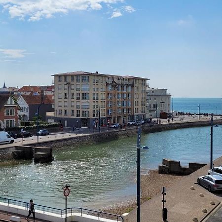 Une Jolie Vue - Appt 2 Pieces Vue Mer Balcon Sud Wimereux Esterno foto