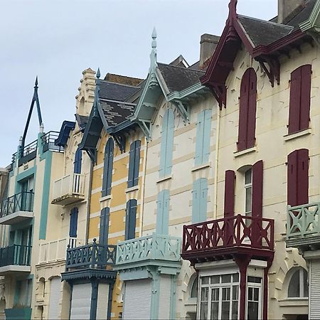 Une Jolie Vue - Appt 2 Pieces Vue Mer Balcon Sud Wimereux Esterno foto